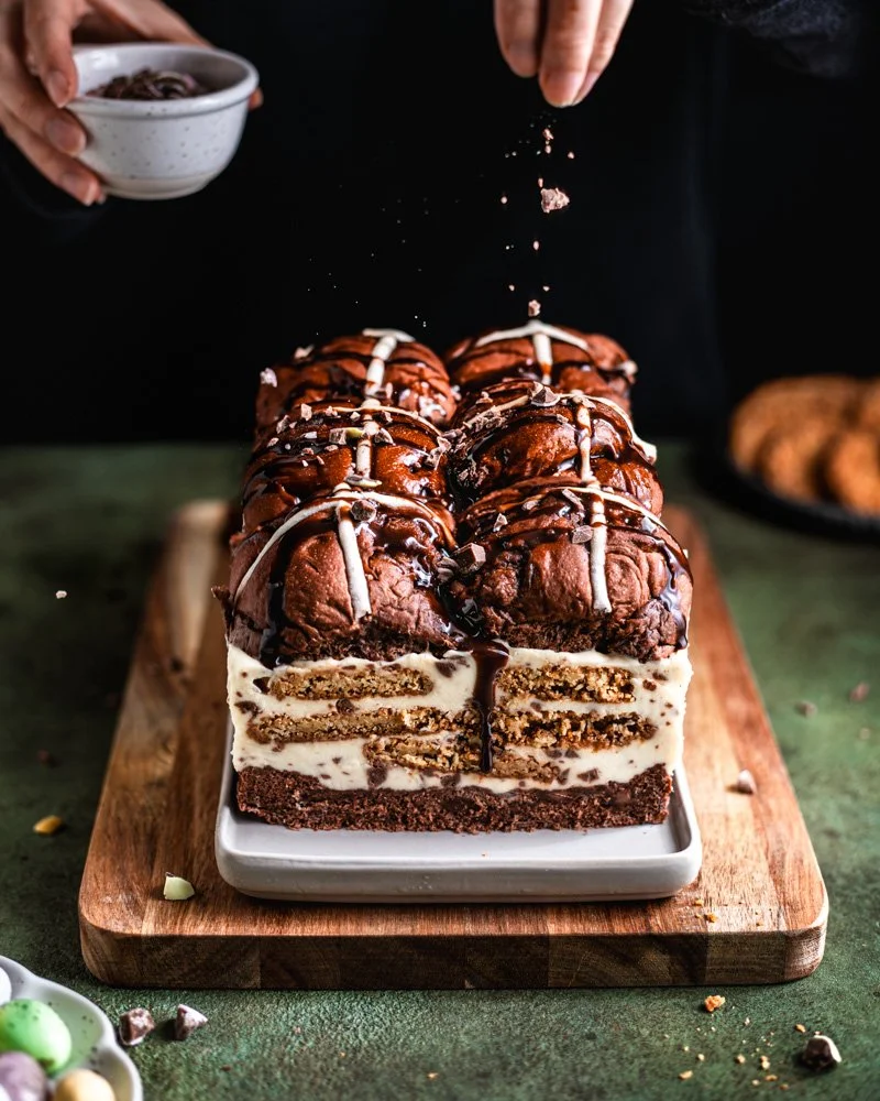 No-bake Easter hot cross bun butternut snap cheesecake fridge cake